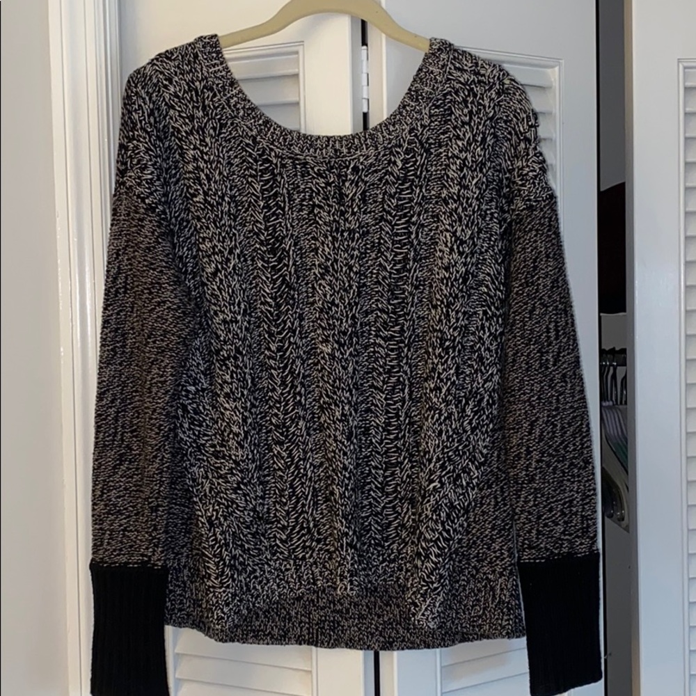 American eagle sweater